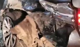 记者爆料车祸视频,惊心动魄！记者现场直击车祸瞬间